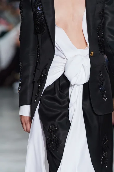 Look 2